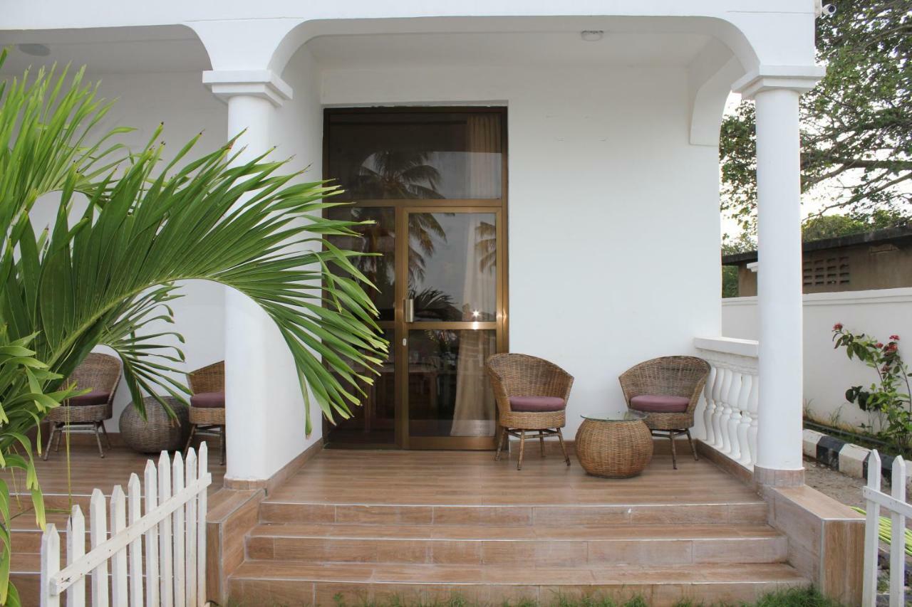 Dahl Resort *